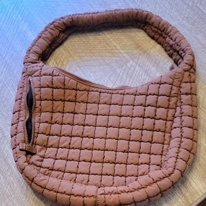 Quilted Hobo Shoulder Bag in Dusty Clove